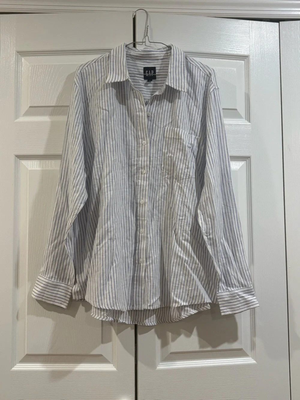 GAP White and Light Blue Striped Relaxed Button-Down Shirt - Picture 7 of 8